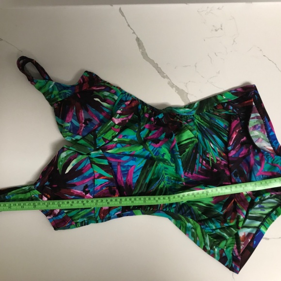 Rose Marie Reid Swimsuit Women’s Small Green Palm One Piece - Picture 9 of 9